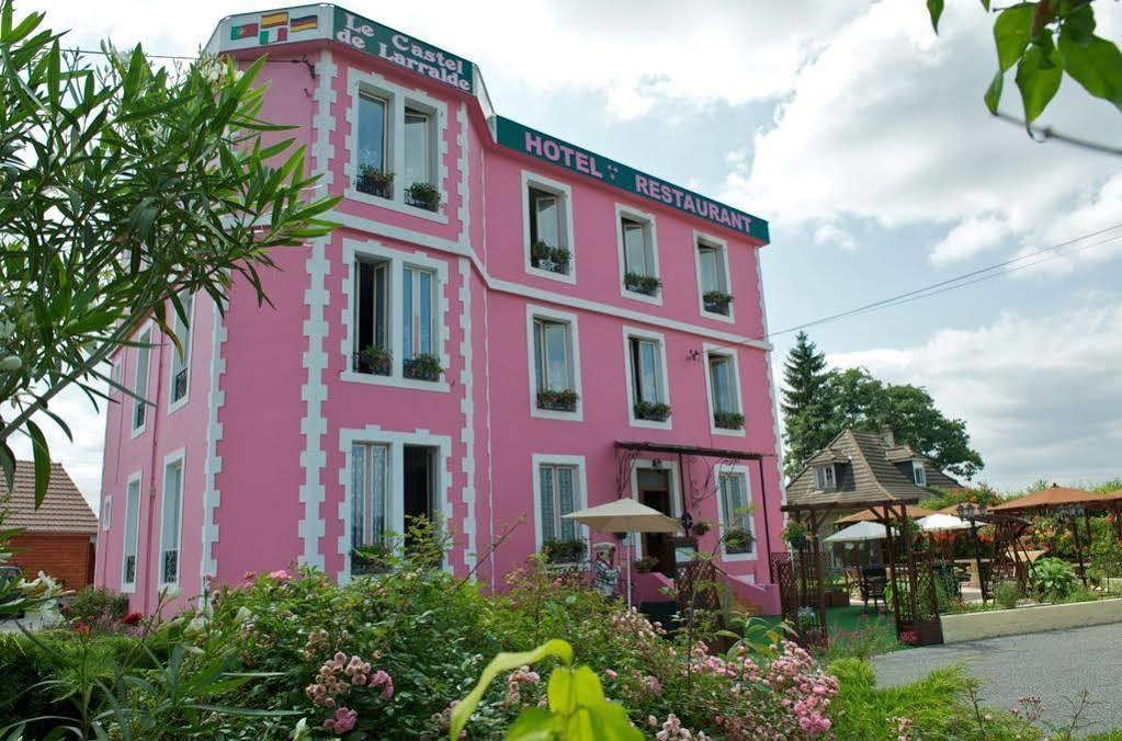 Отель Le Castel De Larralde Assat Экстерьер фото